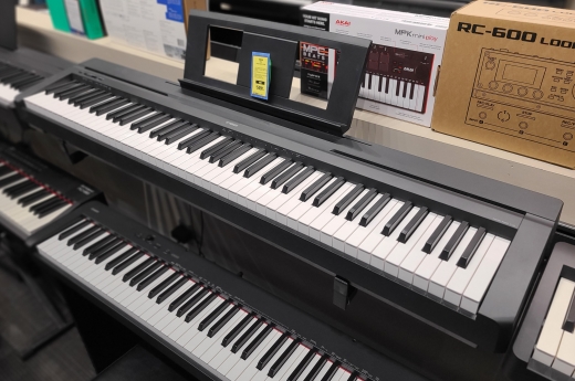 Store Special Product - Yamaha - P45 B